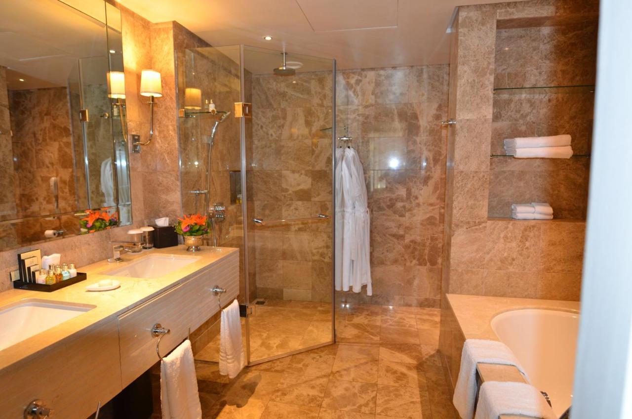 Taj Luxury Suite Cape Town Bagian luar foto