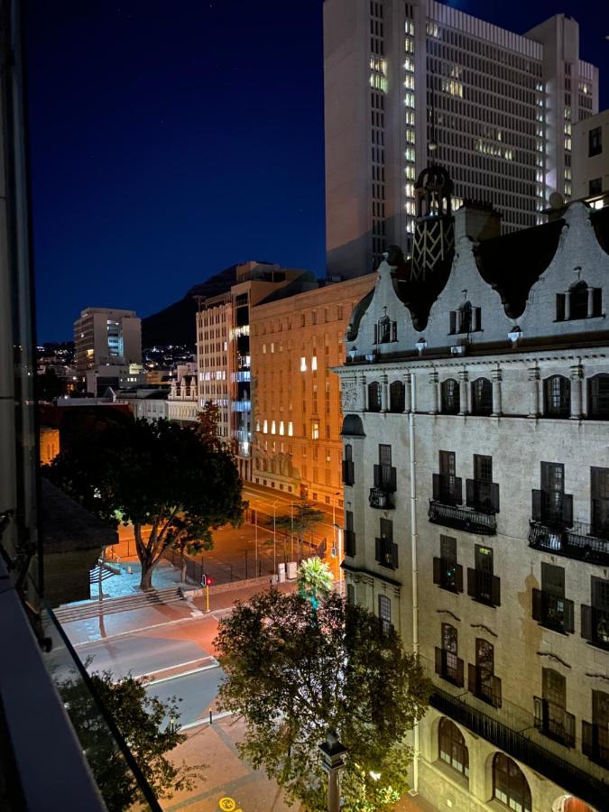 Taj Luxury Suite Cape Town Bagian luar foto
