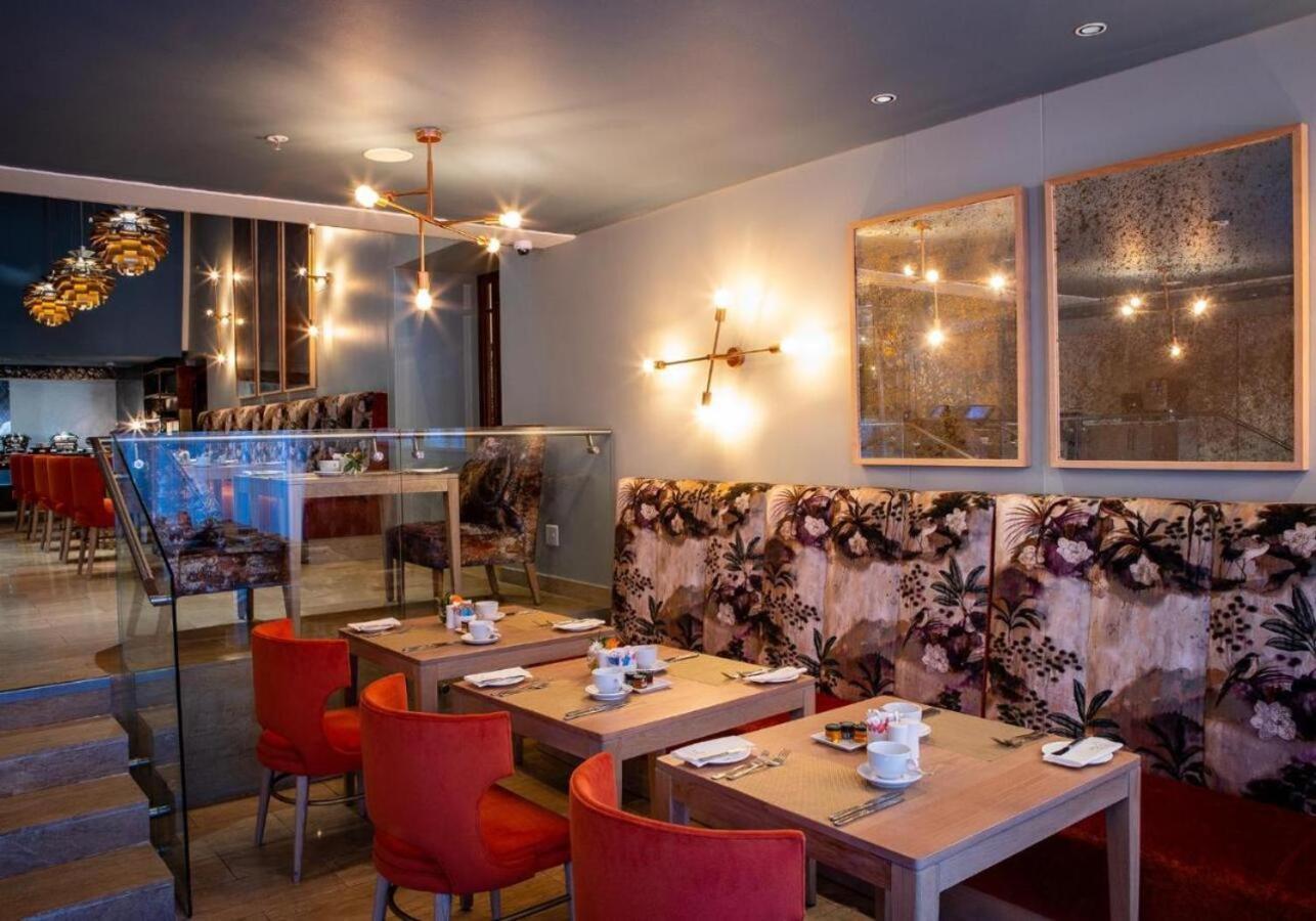 Taj Luxury Suite Cape Town Bagian luar foto
